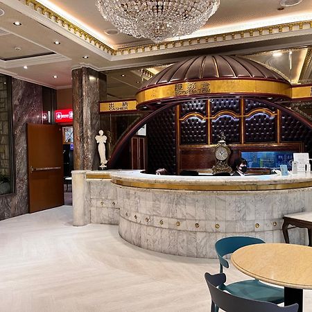 Happiness Hotel Taipei Bagian luar foto