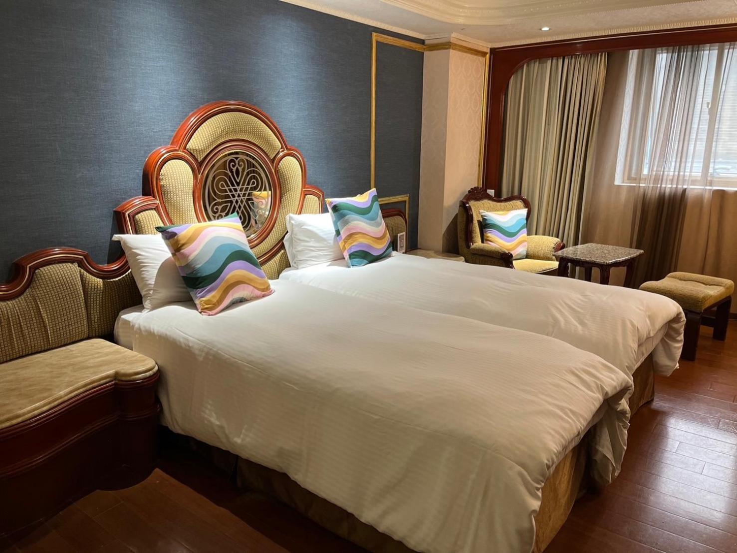 Happiness Hotel Taipei Bagian luar foto