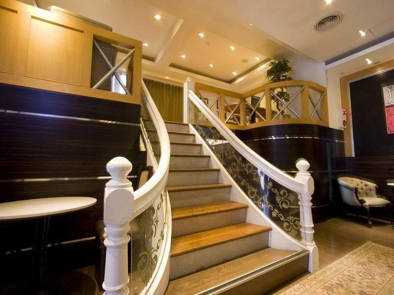 Happiness Hotel Taipei Bagian luar foto