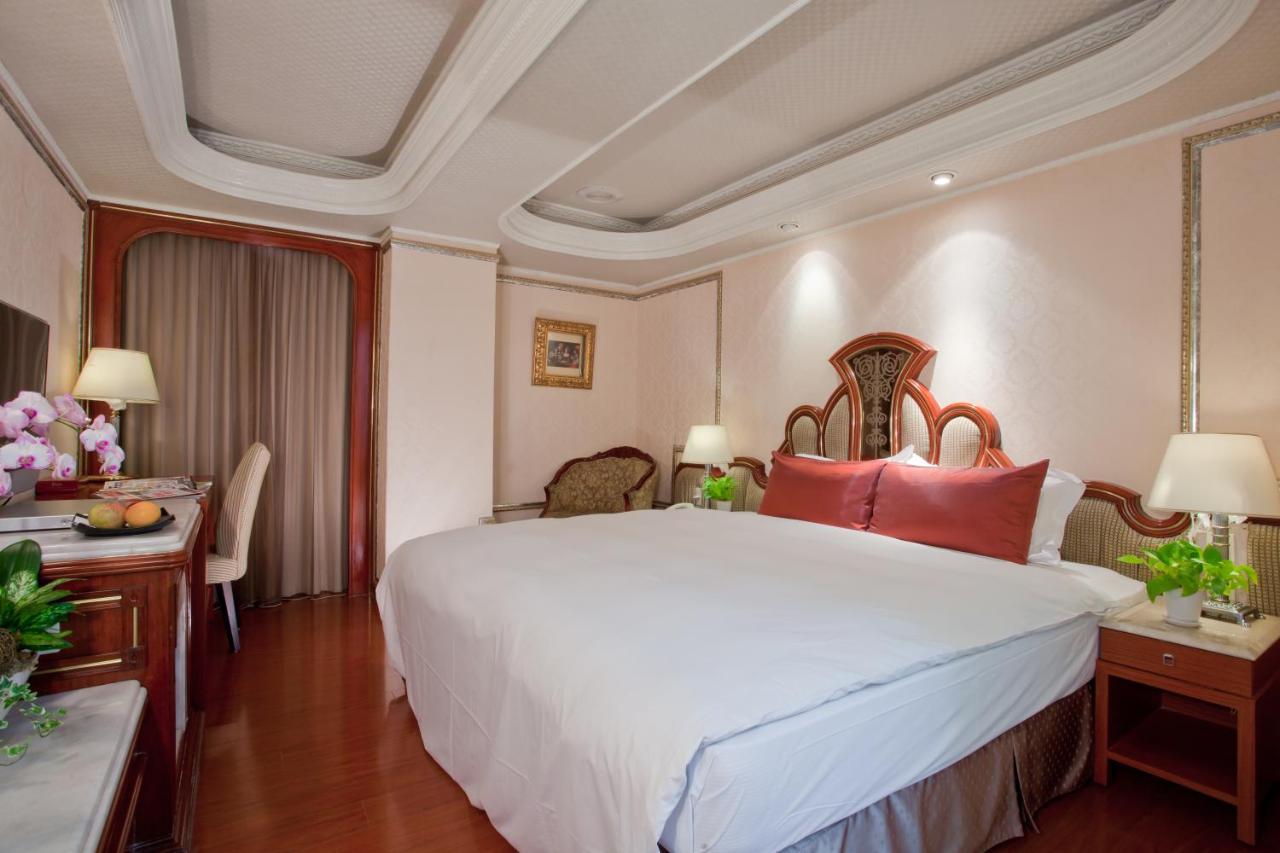Happiness Hotel Taipei Bagian luar foto